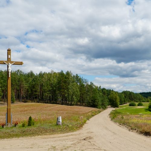 The Kashubian landscape includes, among others: roadside crosses and shrines.