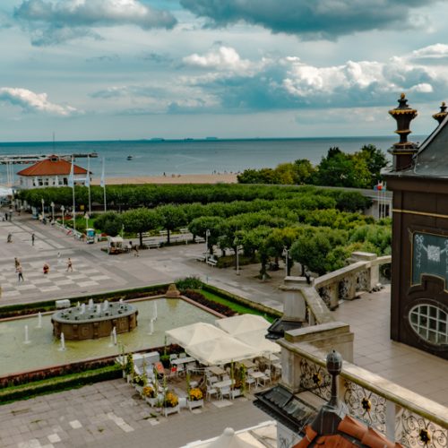 Kuracyjny Square and Pier.