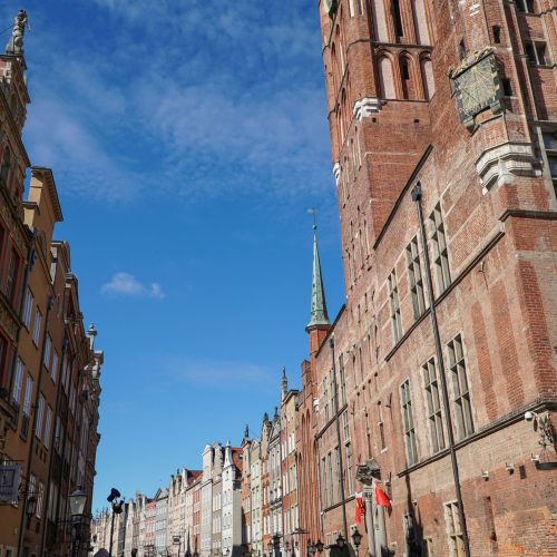 Długa Street and the Main Town Hall.